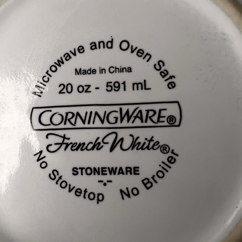 Corning Ware French White 20oz Soup Mug Set w Lids Vented Stoneware Pair EUC - Picture 5 of 5